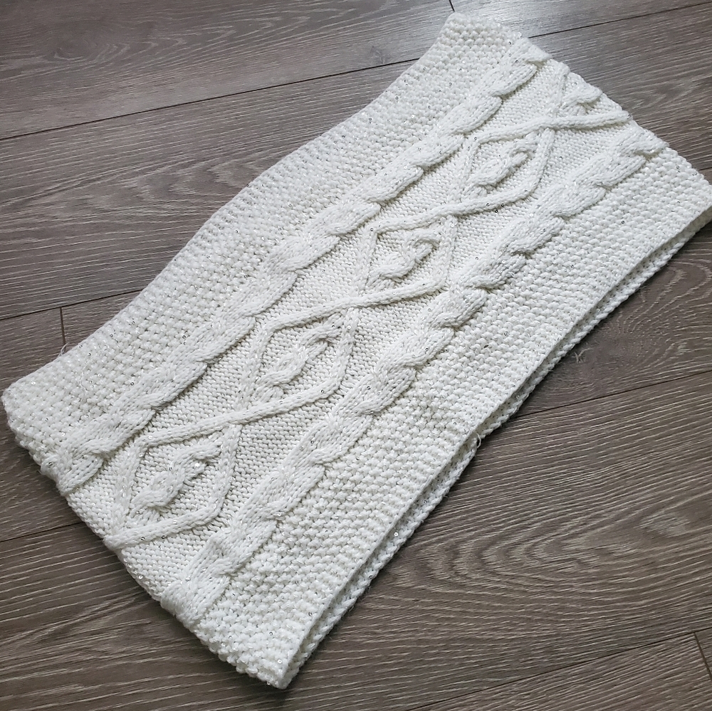 New York & Company white knit infinity scarf sequin detail